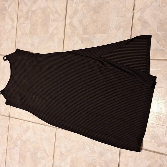 Y women's Love solid black body hugging stretch plus size dress 2X - Picture 2 of 5